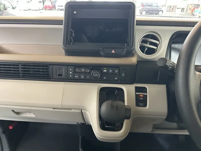 N-BOX(ホンダ)N-BOX ファッションスタイル コンフォートＰ届出済未使用車 18