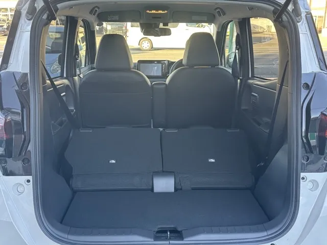 サクラ(ニッサン)X 90周年記念車中古車 9