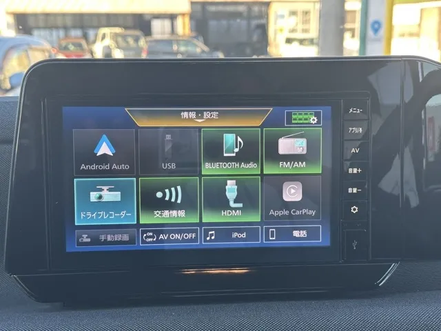 サクラ(ニッサン)X 90周年記念車中古車 18