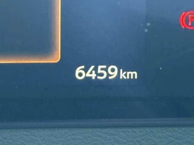 サクラ(ニッサン)X 90周年記念車中古車 26