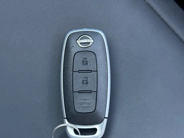 サクラ(ニッサン)X 90周年記念車中古車 27