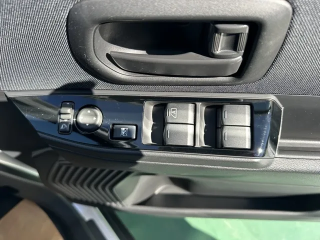 サクラ(ニッサン)Xディーラ-試乗車 12