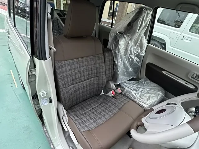 ラパン(スズキ)X届出済未使用車 16