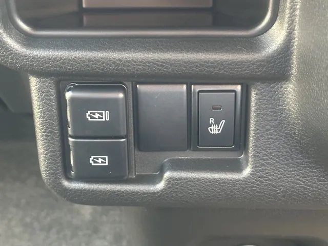 ワゴンＲスマイル(スズキ)ハイブリッドS 全方位ナビ届出済未使用車 17