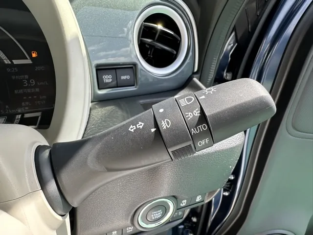 ワゴンＲスマイル(スズキ)ハイブリッドX 全方位ナビ届出済未使用車 24