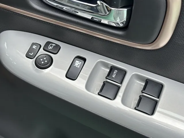 ワゴンＲスマイル(スズキ)ハイブリッドX 全方位ナビ届出済未使用車 11