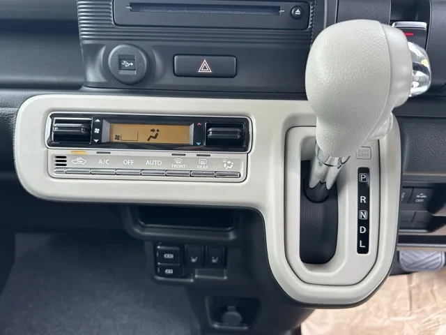 ワゴンＲスマイル(スズキ)ハイブリッドX 全方位ナビ届出済未使用車 22
