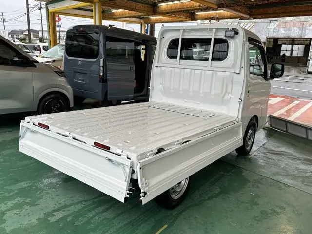 ハイゼット(ダイハツ)エクストラ AT 4WD届出済未使用車 11