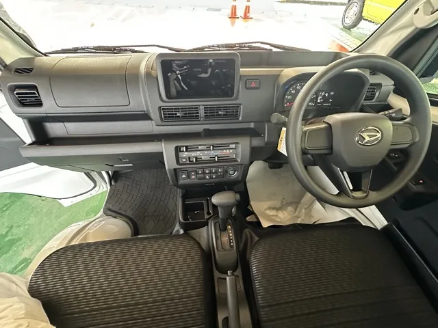 ハイゼット(ダイハツ)エクストラ AT 4WD届出済未使用車 4