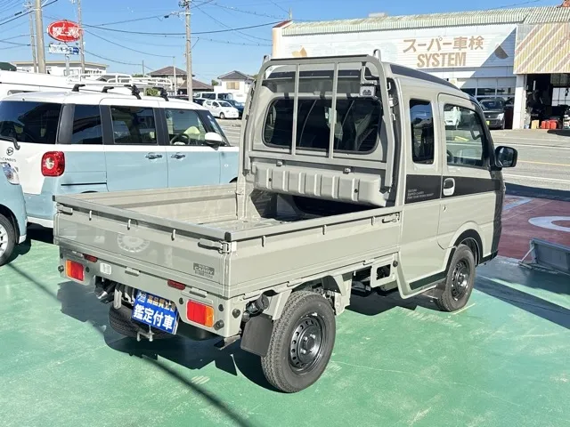 キャリートラック(スズキ)スーパーキャリイXリミテッド 4WD AT届出済未使用車 10