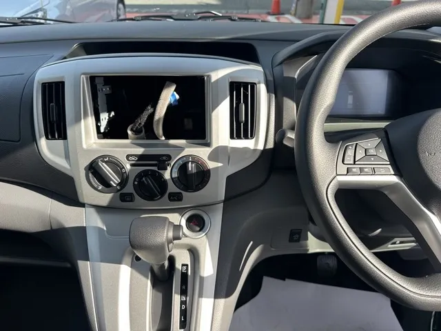 バネット(ニッサン)16X-2R 寒冷地仕様 5人乗り登録済未使用車 12