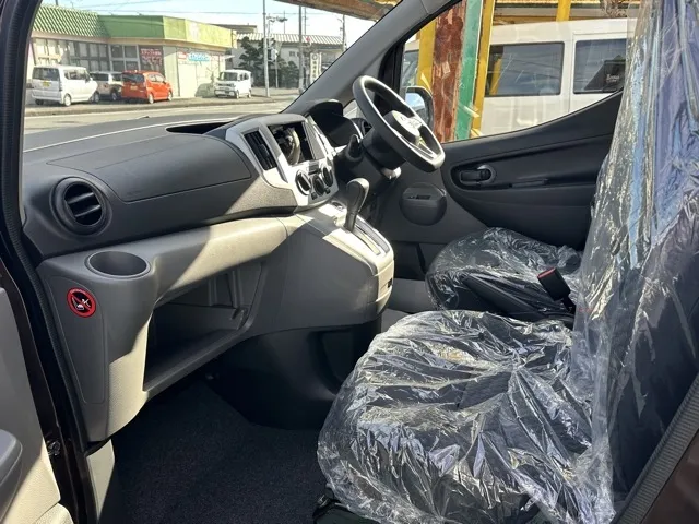 バネット(ニッサン)16X-2R 寒冷地仕様 5人乗り登録済未使用車 3