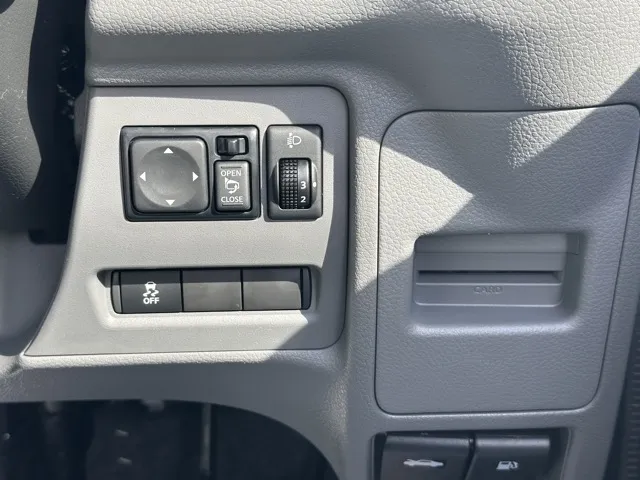 バネット(ニッサン)16X-2R 寒冷地仕様 5人乗り登録済未使用車 12