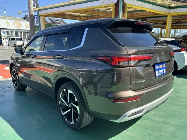 アウトランダー(三菱)G 7人乗 アラウンドビューモニター中古車 2