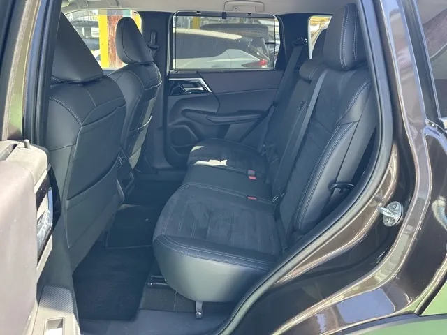 アウトランダー(三菱)G 7人乗 アラウンドビューモニター中古車 4