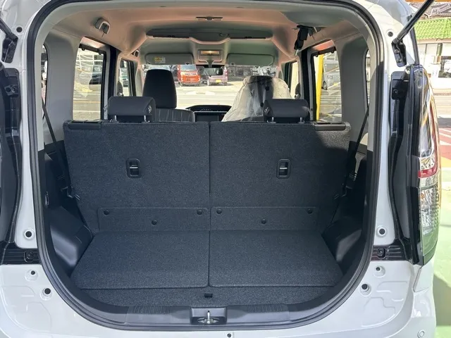 ソリオ(スズキ)ハイブリッドMZ新車見本展示無 9