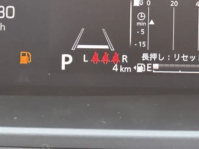 ソリオ(スズキ)ハイブリッドMZ新車見本展示無 21