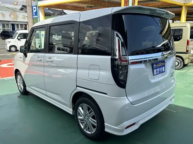 ソリオ(スズキ)ハイブリッドMZ新車見本展示無 2