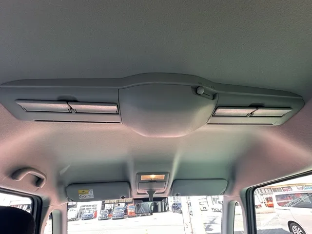 ソリオ(スズキ)ハイブリッドMZ新車見本展示無 6