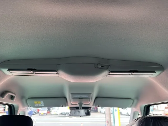 ソリオ(スズキ)ハイブリッドMZ新車見本展示無 9