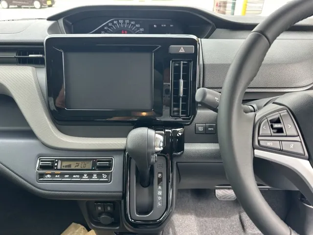 ソリオ(スズキ)ハイブリッドMZ新車見本展示無 16