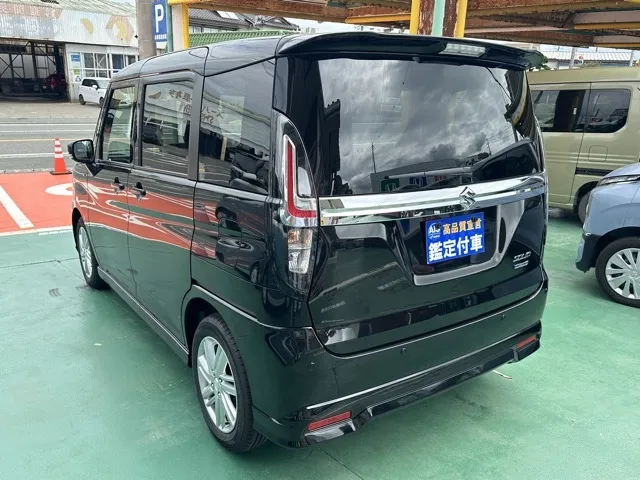 ソリオ(スズキ)ハイブリッドMZ新車見本展示無 2