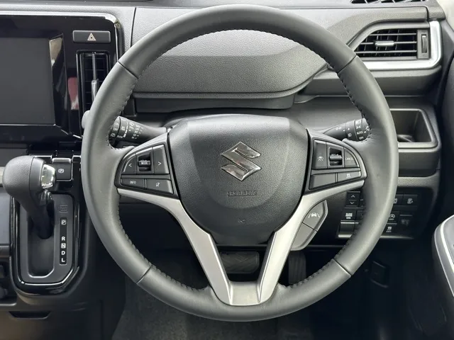 ソリオ(スズキ)ハイブリッドMZ新車見本展示無 6