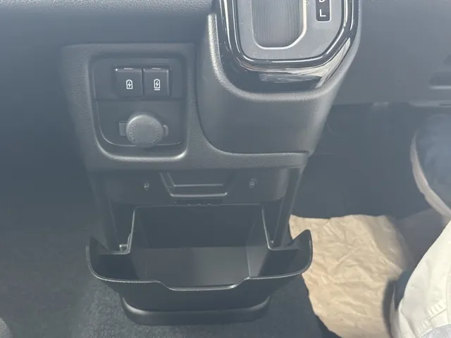 ソリオ(スズキ)ハイブリッドMV新車見本展示無 23