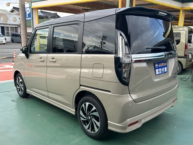 ソリオ(スズキ)ハイブリッドMV新車見本展示無 2