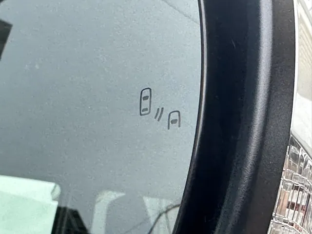 ソリオ(スズキ)ハイブリッドMV新車見本展示無 14