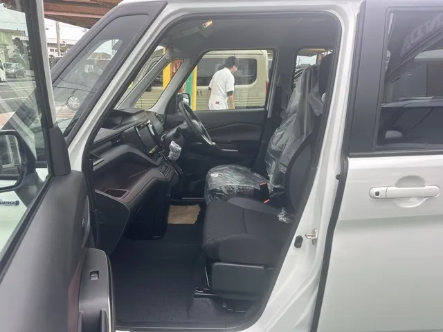 ソリオ(スズキ)ハイブリッドMV新車見本展示無 3