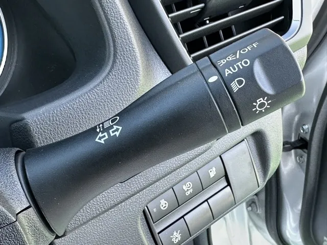 リーフ(ニッサン)Ｘ中古車 13