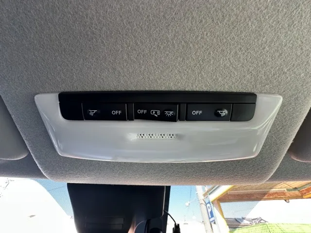 リーフ(ニッサン)Ｘ中古車 25