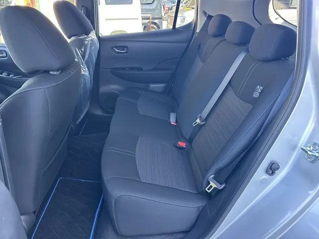 リーフ(ニッサン)Ｘ中古車 4