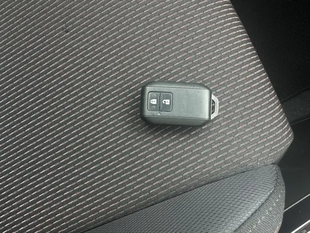 スイフト(スズキ)ベースグレード　セーフティサポート MT中古車 19