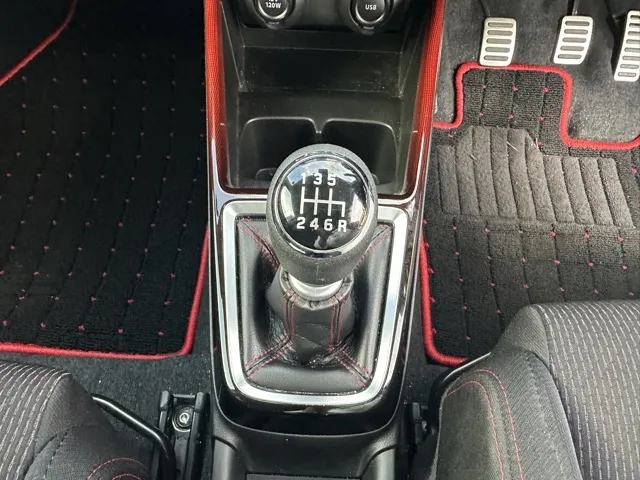 スイフト(スズキ)ベースグレード　セーフティパッケージ 全方位カメラ MT中古車 17