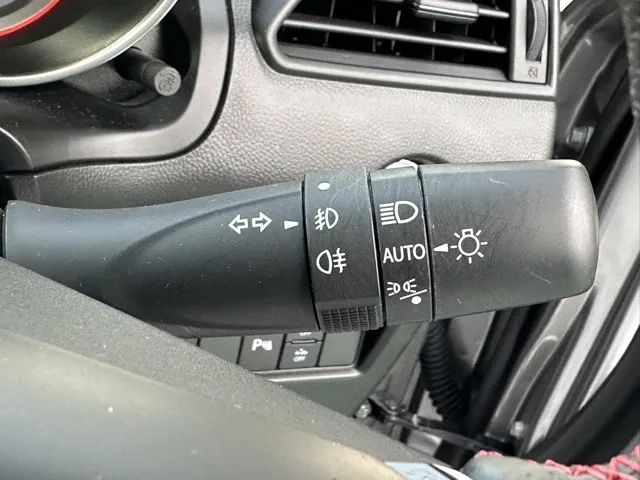 スイフト(スズキ)ベースグレード　セーフティパッケージ 全方位カメラ MT中古車 19