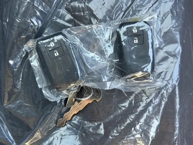 フロンクス(スズキ)ベースグレード登録済未使用車 24