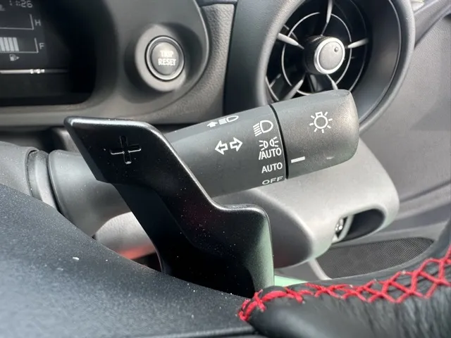 BRZ(スバル)R AT中古車 12