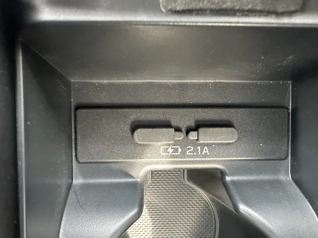 BRZ(スバル)R AT中古車 24