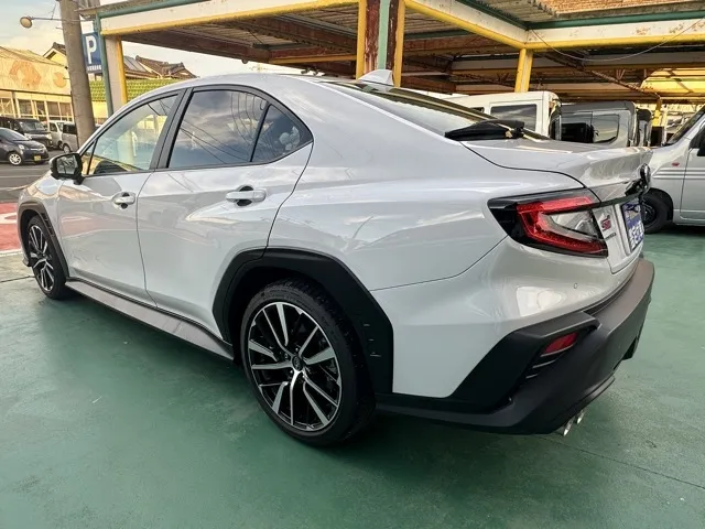 WRX(スバル)STIスポーツR EX中古車 2