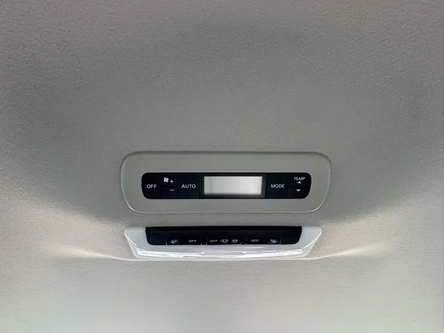 セレナ(ニッサン)ハイウェイスターＶセーフティＡ リヤエアコン中古車 10