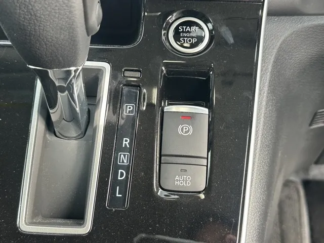 セレナ(ニッサン)ハイウェイスターＶセーフティＡ リヤエアコン中古車 18