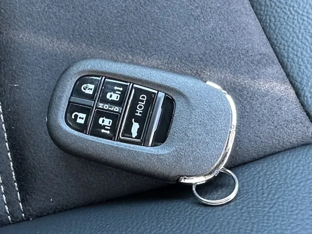 ステップワゴン(ホンダ)スパーダ プレミアムライン 7人登録済未使用車 26