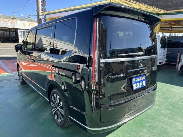 ステップワゴン(ホンダ)スパーダ プレミアムライン 7人登録済未使用車 2