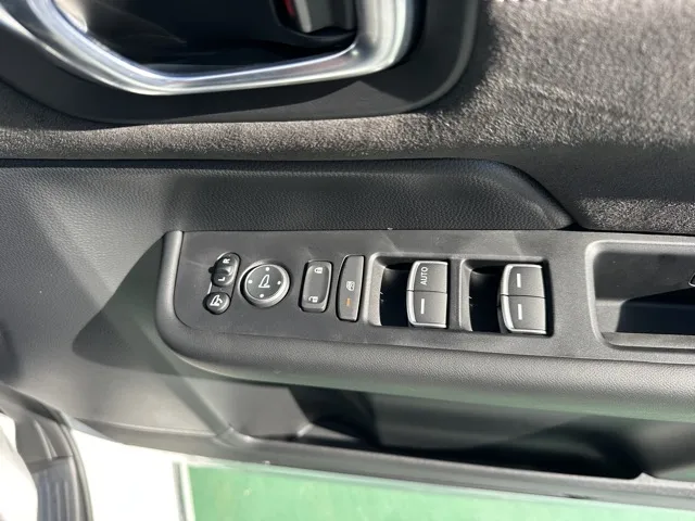 ステップワゴン(ホンダ)スパーダ プレミアムライン 7人登録済未使用車 19