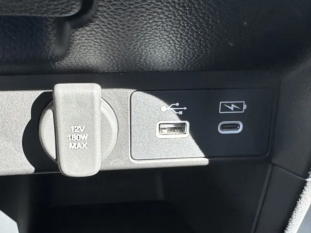 ステップワゴン(ホンダ)スパーダ プレミアムライン 7人登録済未使用車 21