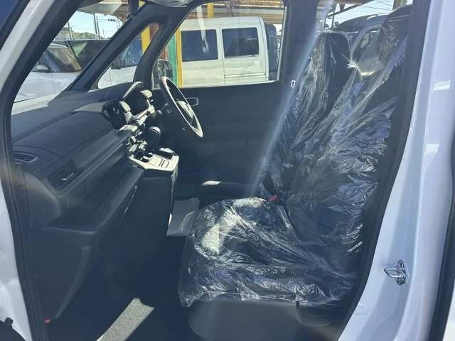ステップワゴン(ホンダ)スパーダ プレミアムライン 7人登録済未使用車 3
