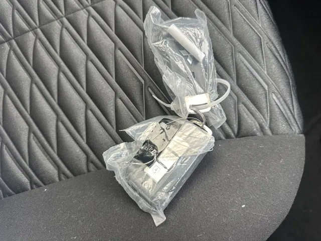 デリカD:5(三菱)Ｐ 8人 ナビ取付PKGⅡ オートステップ付レンタ登録済未使用車 22