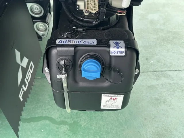 キャンター(三菱)Wキャブ　２ｔ　５ＭＴレンタ登録済未使用車 12